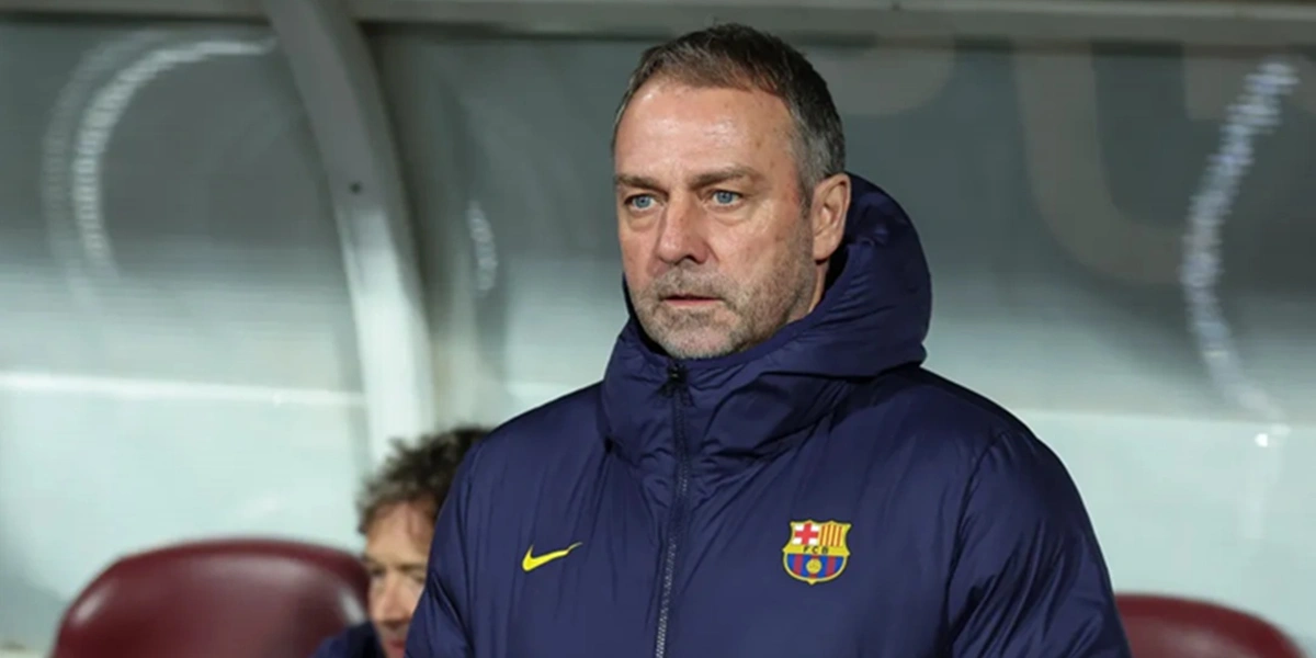 Hansi Flick dan Barcelona: Komunikasi Wasit, Evaluasi Tim, dan Fokus Bangkit di LaLiga