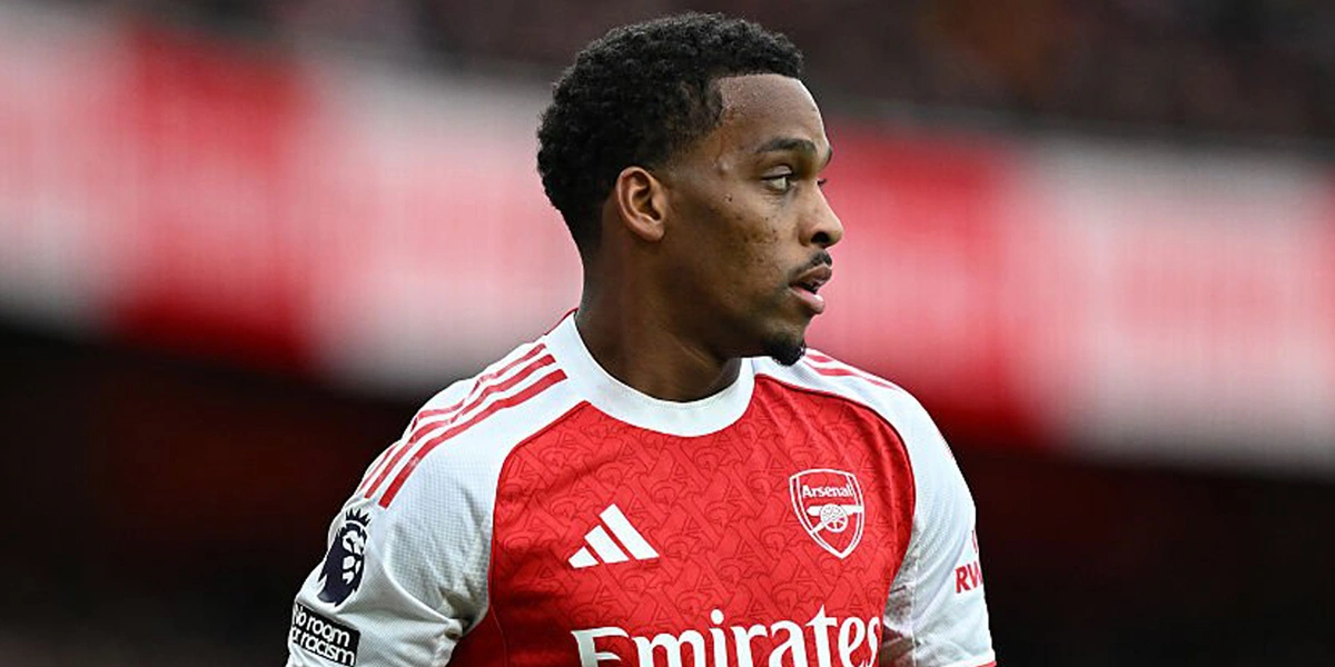 Jurrien Timber Soroti Kecemasan Arsenal dalam Persaingan Gelar